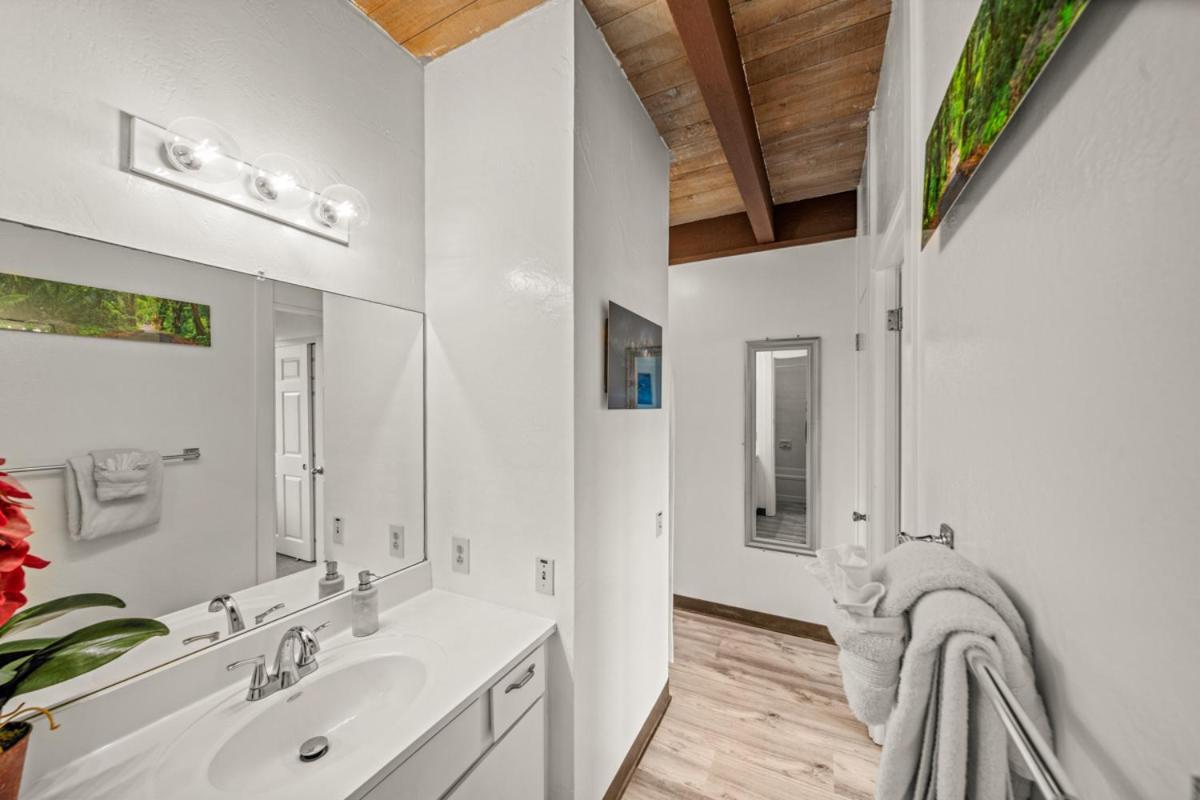 Newly Upgraded 1Br Unit Near Beach Max Of 5 Guests Kailua-Kona Exterior foto
